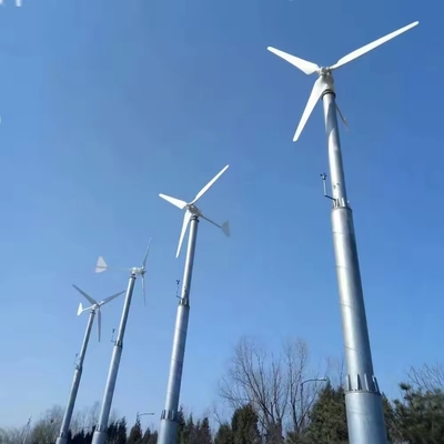 Temiz Sinüs Dalga Değiştiricisi ve Düşük Frekanslı Ucuz 5KW Rüzgar Güneş Enerjisi Sistemi